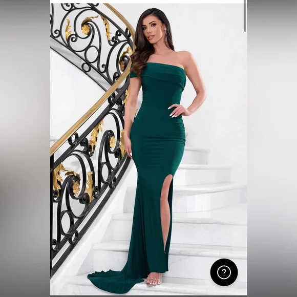 fitted lace wedding dress Rhoda Green Twist Halter-Neck Cape Maxi Dress – Club L London main image 1